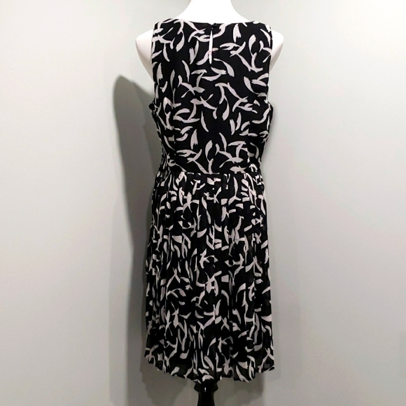 GAP Casual Dress Sz 12 - Picture 2 of 4